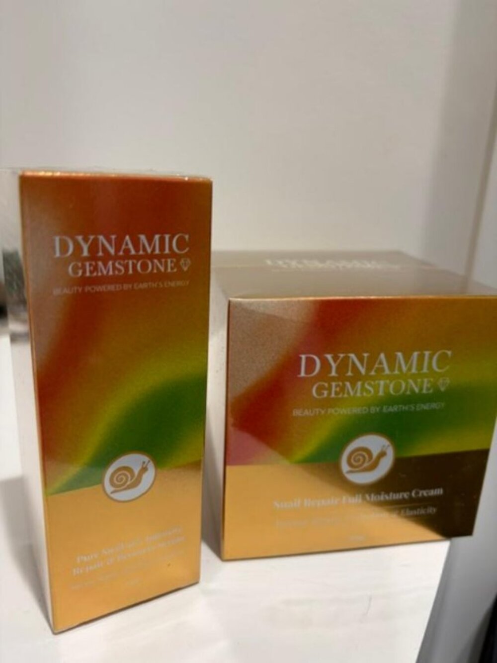 NWT- Dynamic Gemstone Pure Snail Repair Serum & Moisture Cream Set